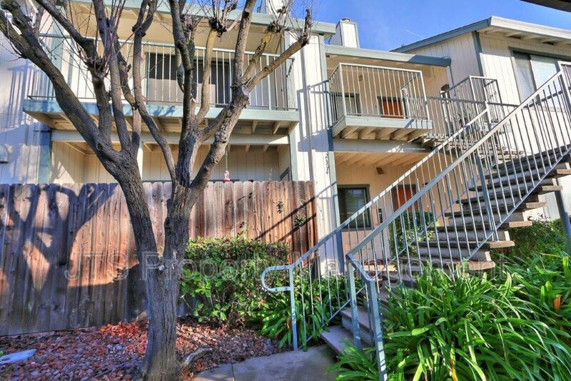 Beautiful gated upper level condo for rent! Available early 2026! property image