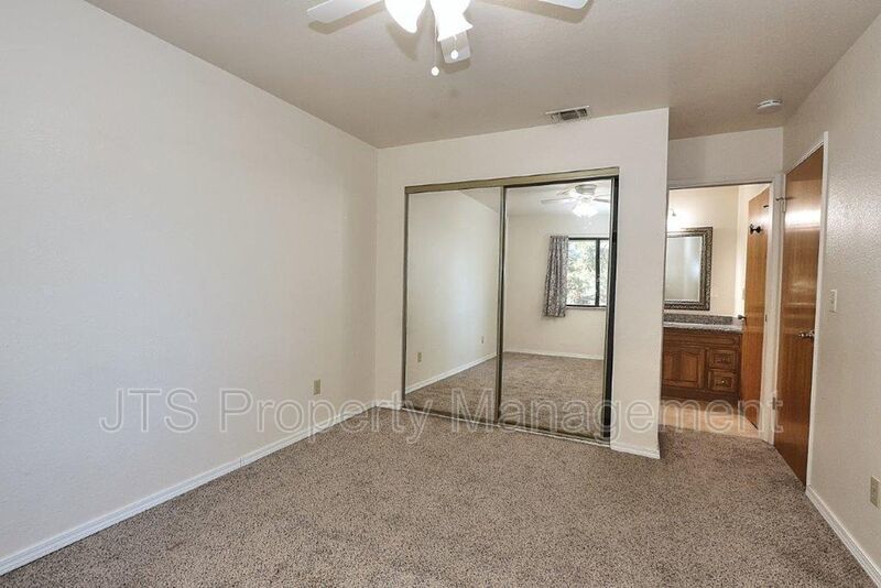 Beautiful gated upper level condo for rent! Available early 2026! property image