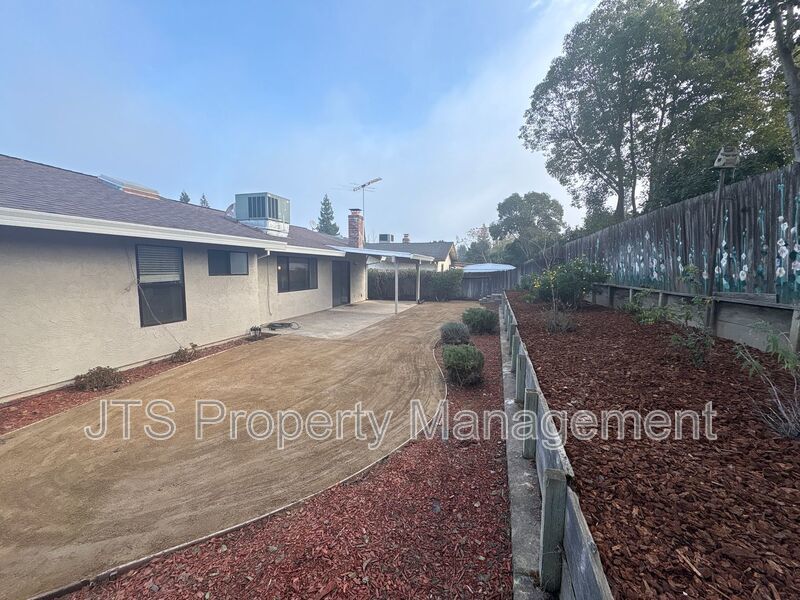 Charming Carmichael Home for Rent! property image