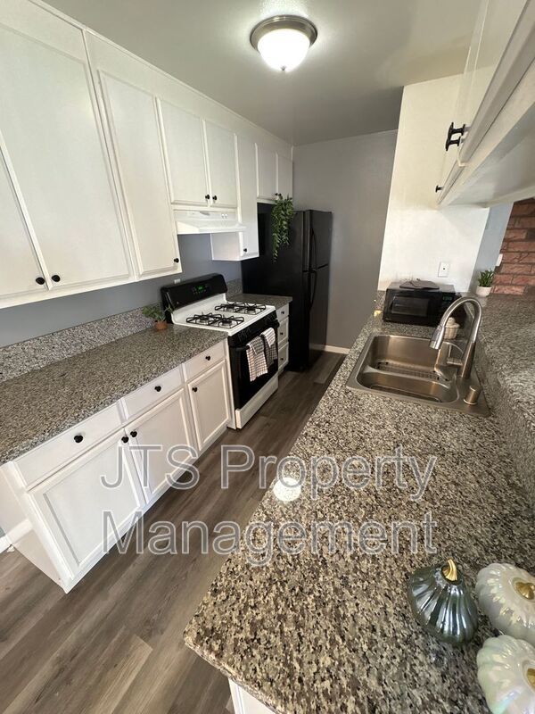 Beautiful Condo coming soon for rent! property image