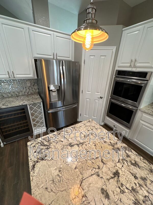 Beautiful 4 Bed 3 full bath Rocklin Home!! property image