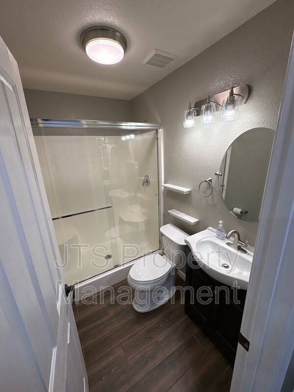 Beautiful 4 Bed 3 full bath Rocklin Home!! property image