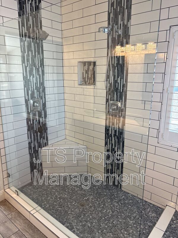 Beautiful 4 Bed 3 full bath Rocklin Home!! property image