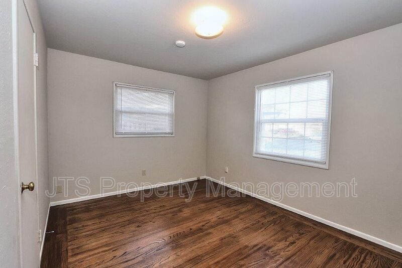 Beautiful Home For Rent in the Garden of the Gods! property image