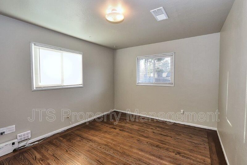 Beautiful Home For Rent in the Garden of the Gods! property image