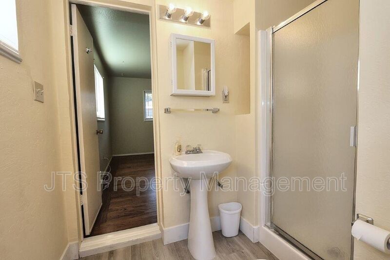 Beautiful Home For Rent in the Garden of the Gods! property image