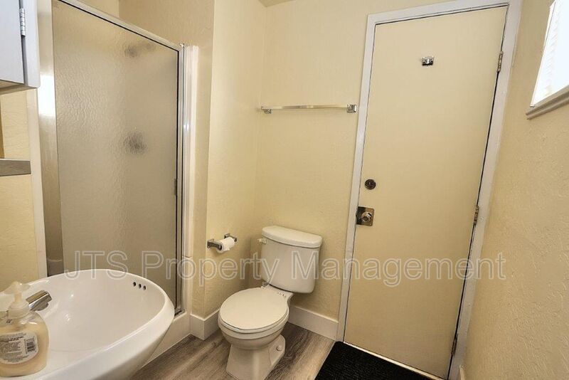 Beautiful Home For Rent in the Garden of the Gods! property image