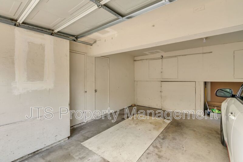 Beautiful Condo for Rent! property image