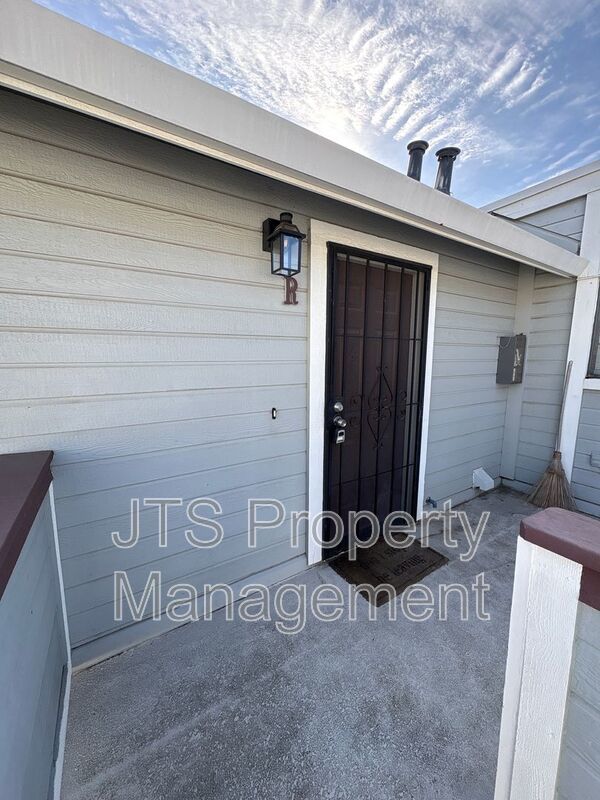 Condo in Gated Community Available Now! property image