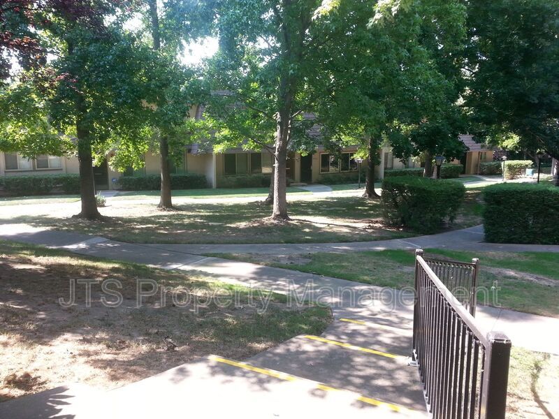 Beautiful Townhome for Rent! property image