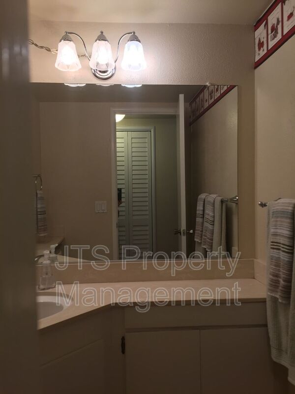 Beautiful Townhome for Rent! property image