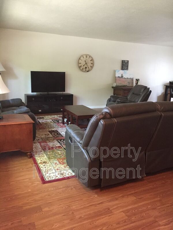 Beautiful Townhome for Rent! property image