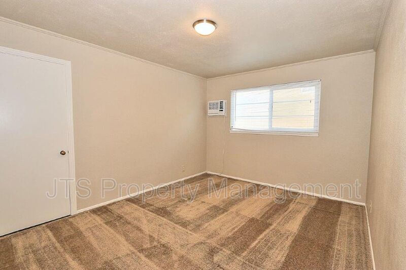 Rare 2 Bedroom Lower Level Apartment Across from UC Davis Med Center! property image