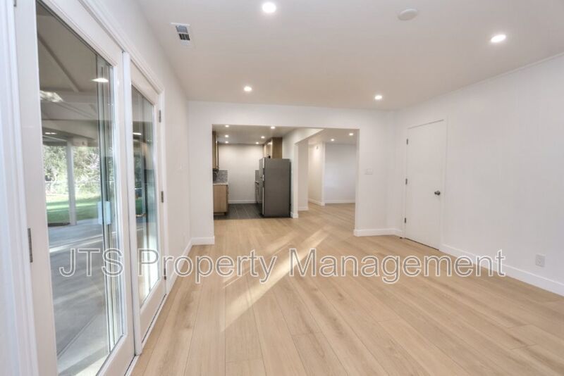 Fully Remodeled Fair Oaks Home For Rent! property image