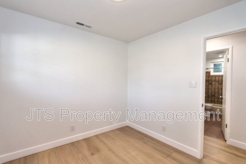 Fully Remodeled Fair Oaks Home For Rent! property image