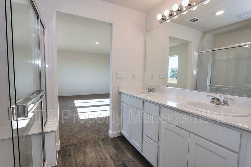 Beautiful Lincoln Home Available in May! property image