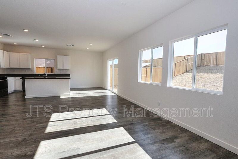 Beautiful Lincoln Home Available in May! property image