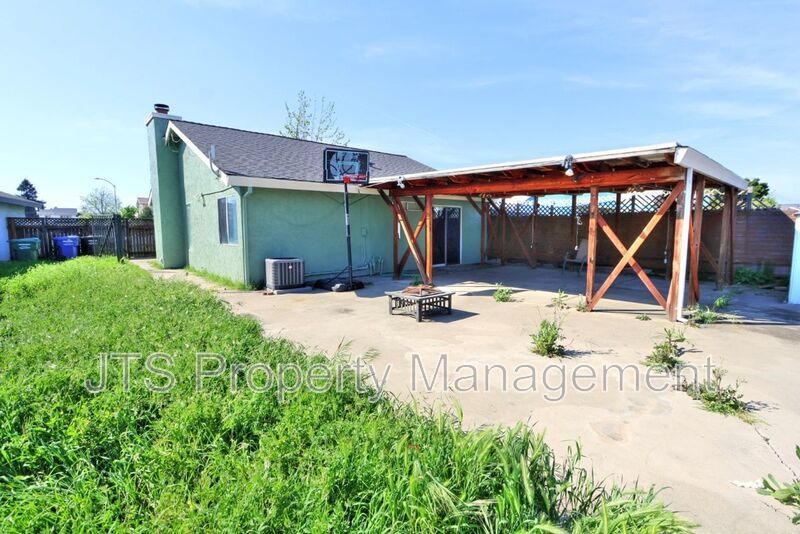 Lovely Home For Rent In Sunny Wood Coming Soon! property image