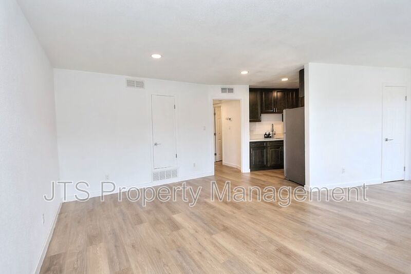 Updated Downstairs Unit in Rancho! property image