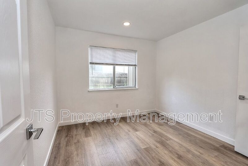 Updated Downstairs Unit in Rancho! property image
