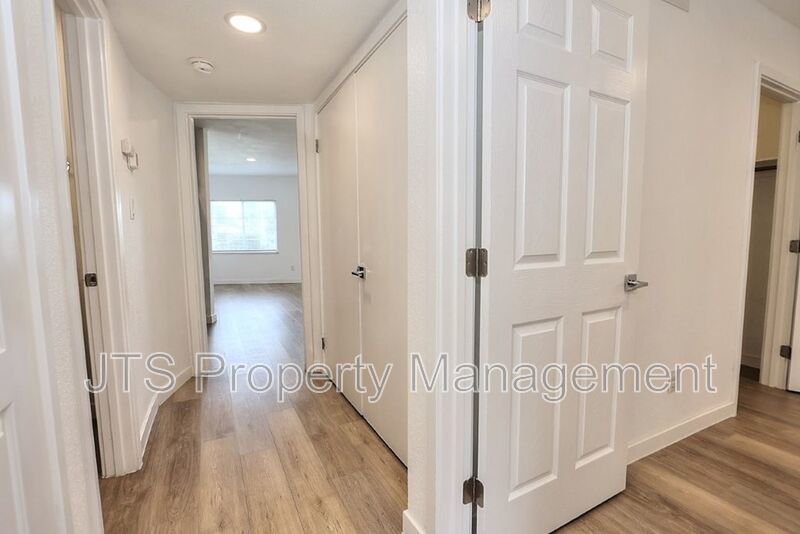 Updated Downstairs Unit in Rancho! property image