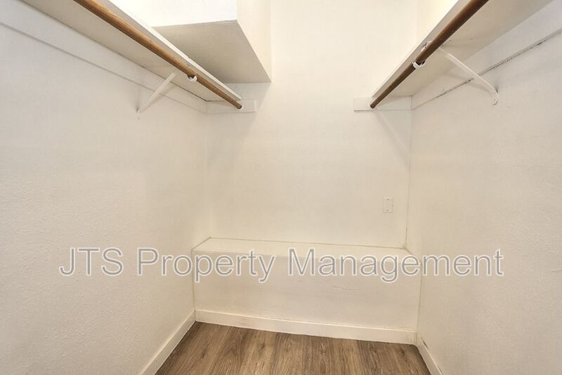 Updated Downstairs Unit in Rancho! property image