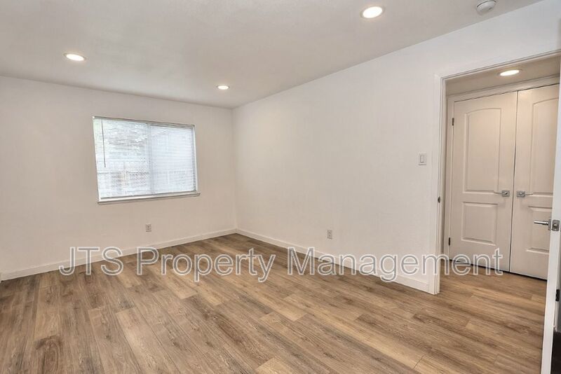 Updated Downstairs Unit in Rancho! property image