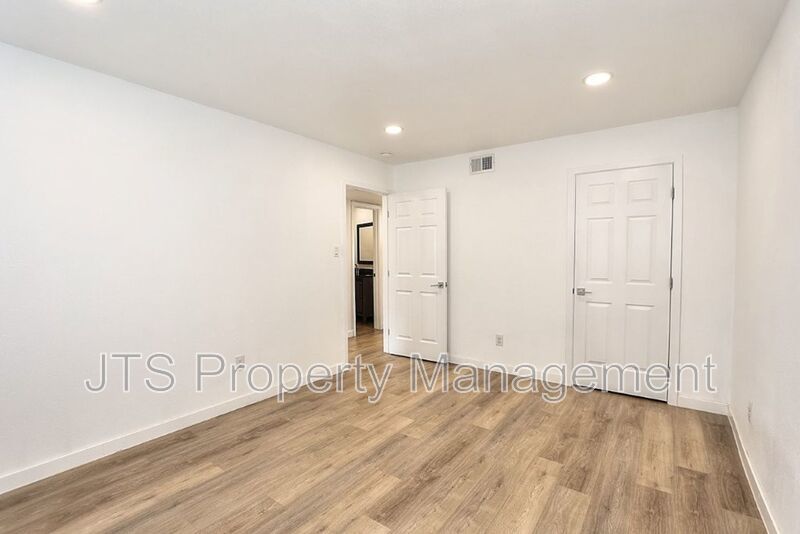 Updated Downstairs Unit in Rancho! property image