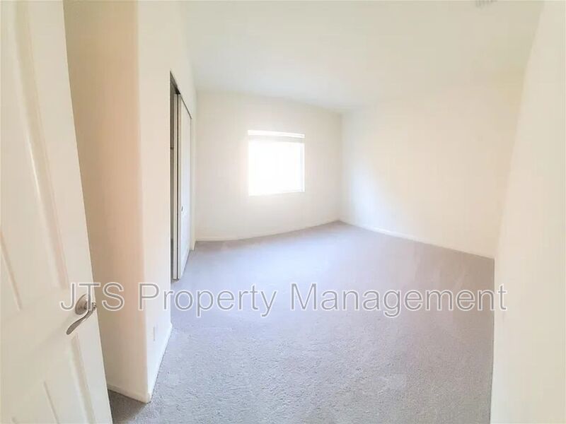 Beautiful home with TWO PRIMARY SUITES! property image