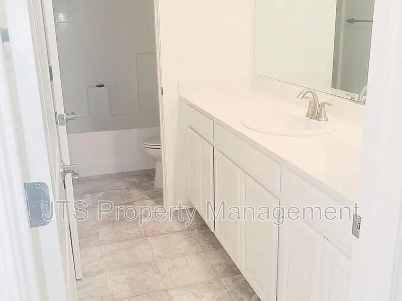 Beautiful home with TWO PRIMARY SUITES! property image