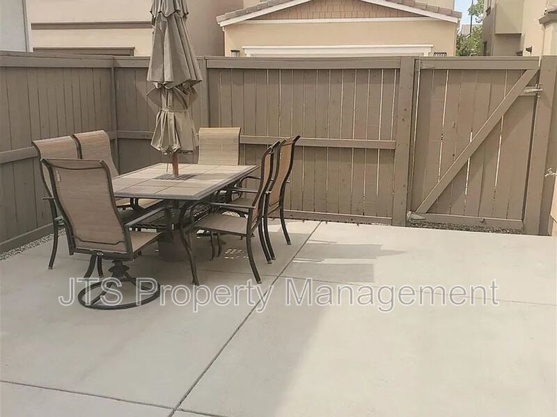 Beautiful home with TWO PRIMARY SUITES! property image