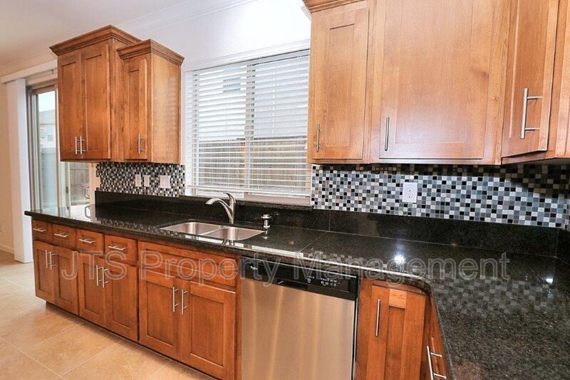 Incredible Gated Community Roseville Home! property image