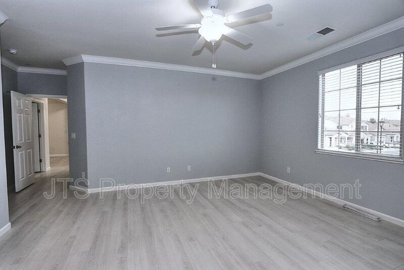 Incredible Gated Community Roseville Home! property image