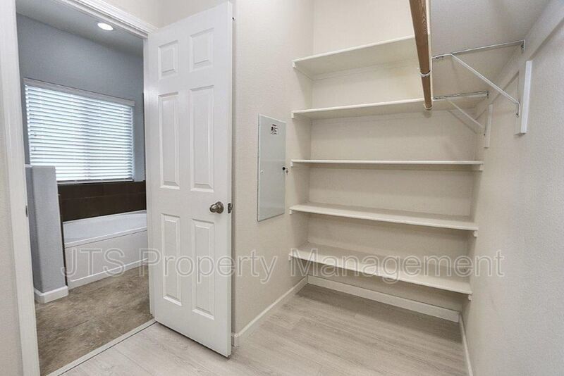 Incredible Gated Community Roseville Home! property image