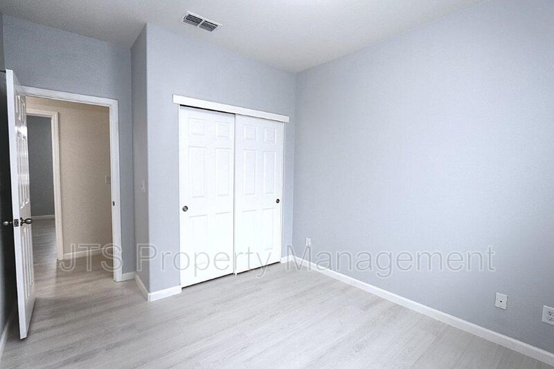 Incredible Gated Community Roseville Home! property image