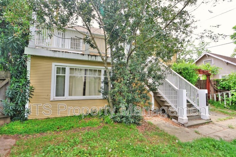 Charming upper level unit in midtown! property image