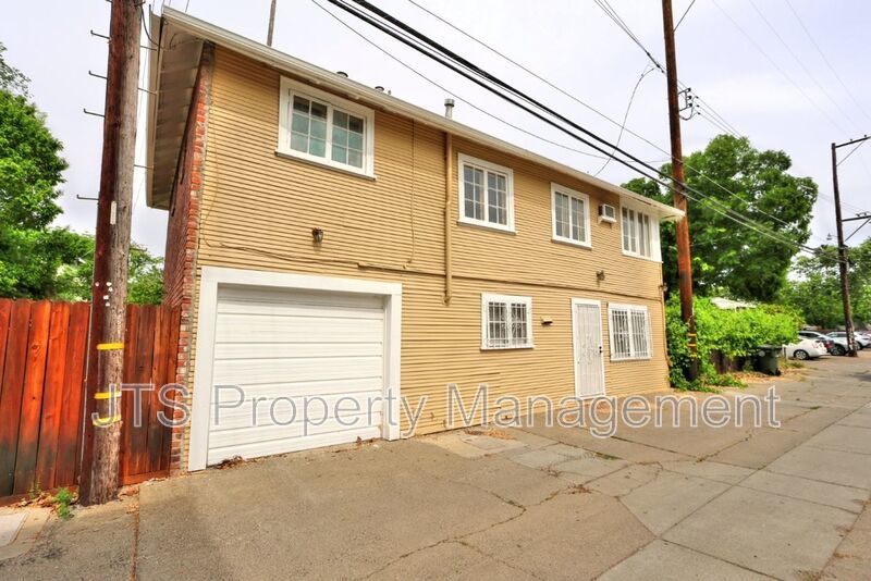 Charming upper level unit in midtown! property image