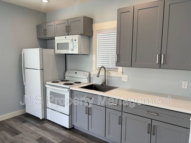 Adorable 1 Bed 1 Bath ADU in Curtis Park! property image