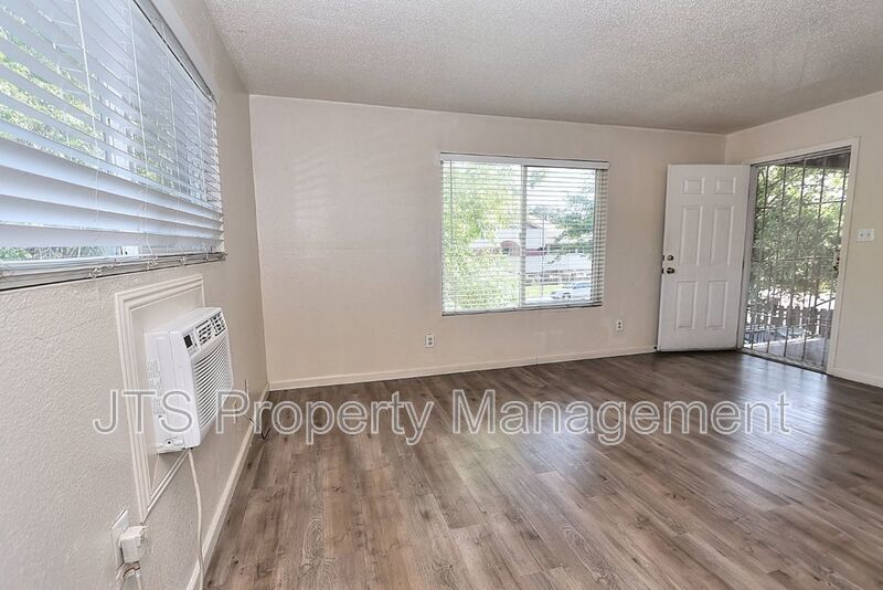 Charming Apartment Near Shopping & Dining Hotspots property image