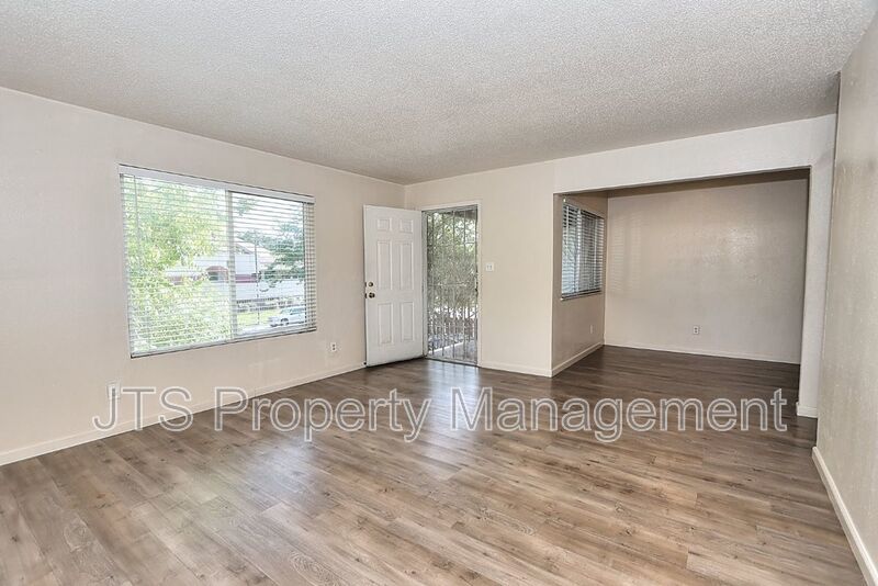 Charming Apartment Near Shopping & Dining Hotspots property image