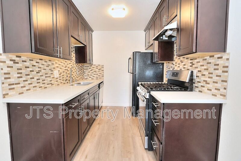 Charming Apartment Near Shopping & Dining Hotspots property image