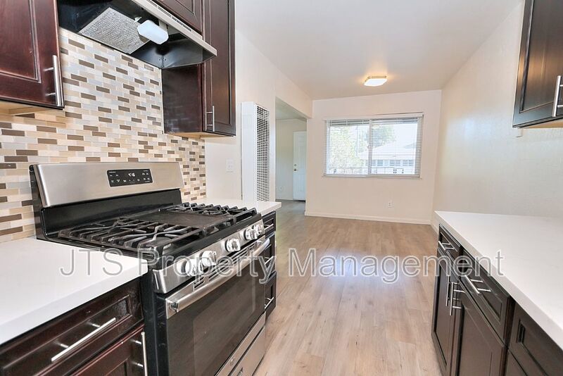 Charming Apartment Near Shopping & Dining Hotspots property image