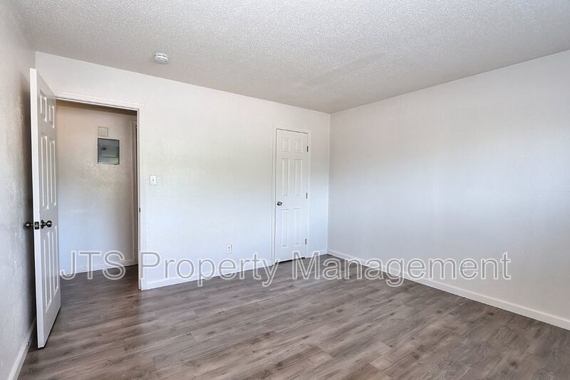 Charming Apartment Near Shopping & Dining Hotspots property image