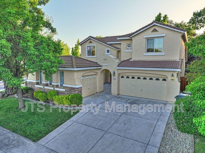 For Sale!  Gated West Roseville Home! property image