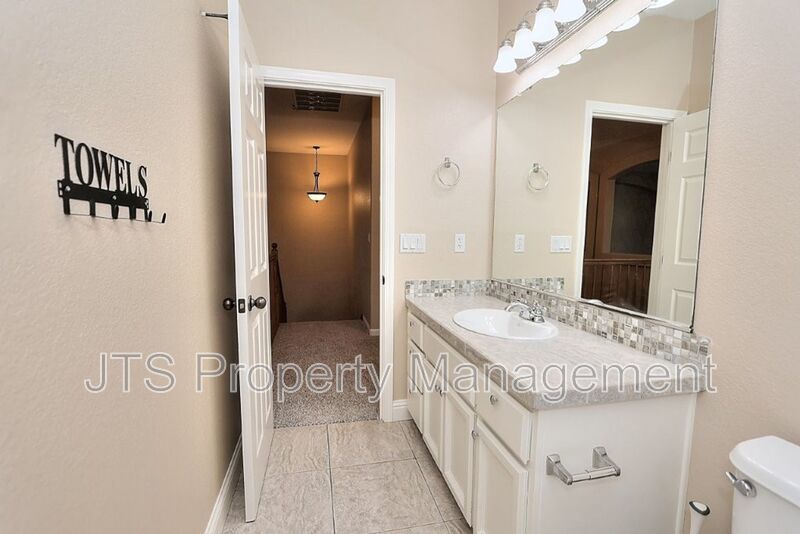 For Sale!  Gated West Roseville Home! property image