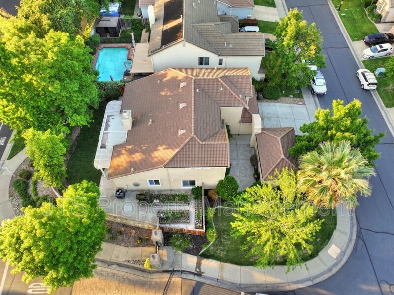 For Sale!  Gated West Roseville Home! property image
