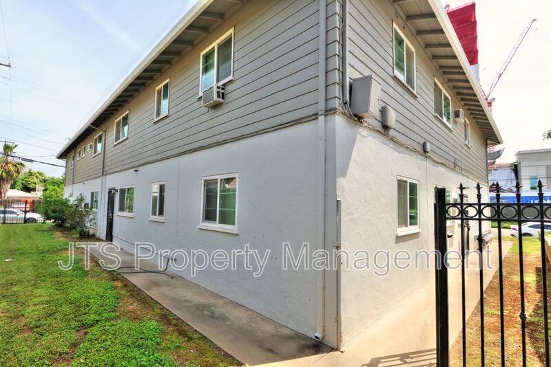Rare 2 Bedroom Lower Level Apartment Across from UC Davis Med Center! property image