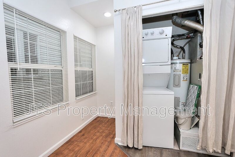 Downtown 2 Bedroom 1 Bathroom Flat Coming Soon!! property image