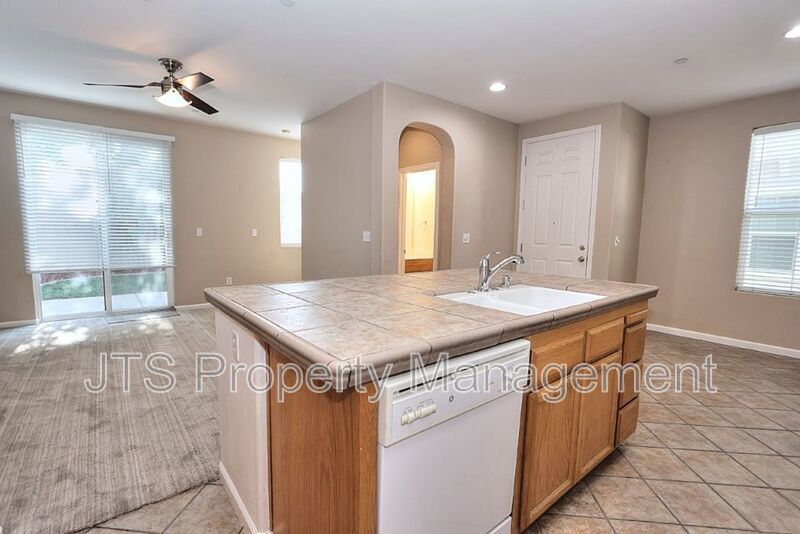 Lincoln Home For Rent! property image
