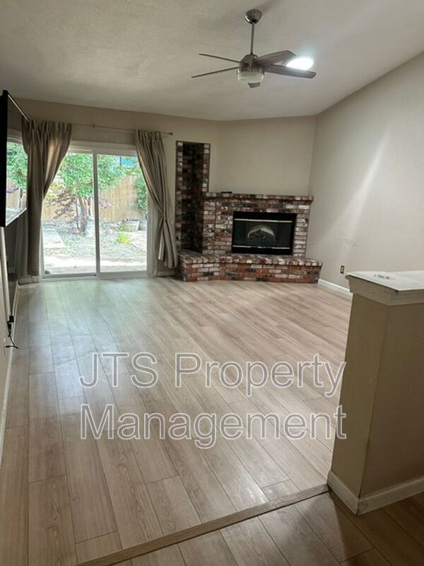 For Rent in a well-established Elk Grove neighborhood! property image